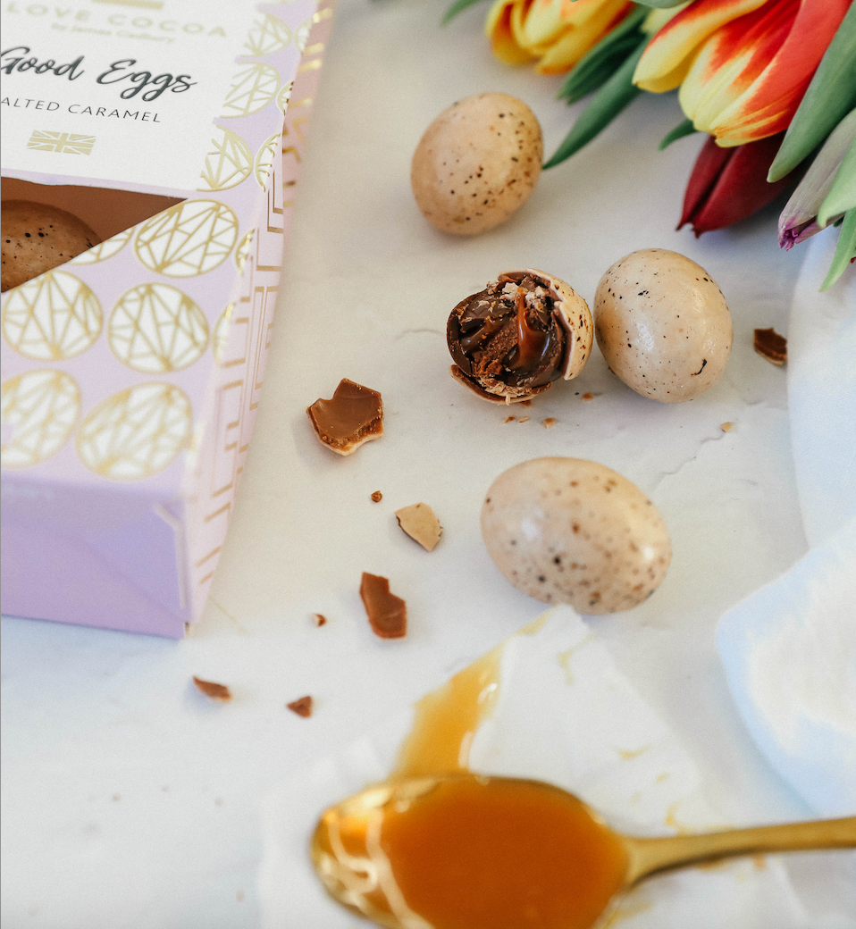 Salted caramel chocolate bar with caramel drizzle