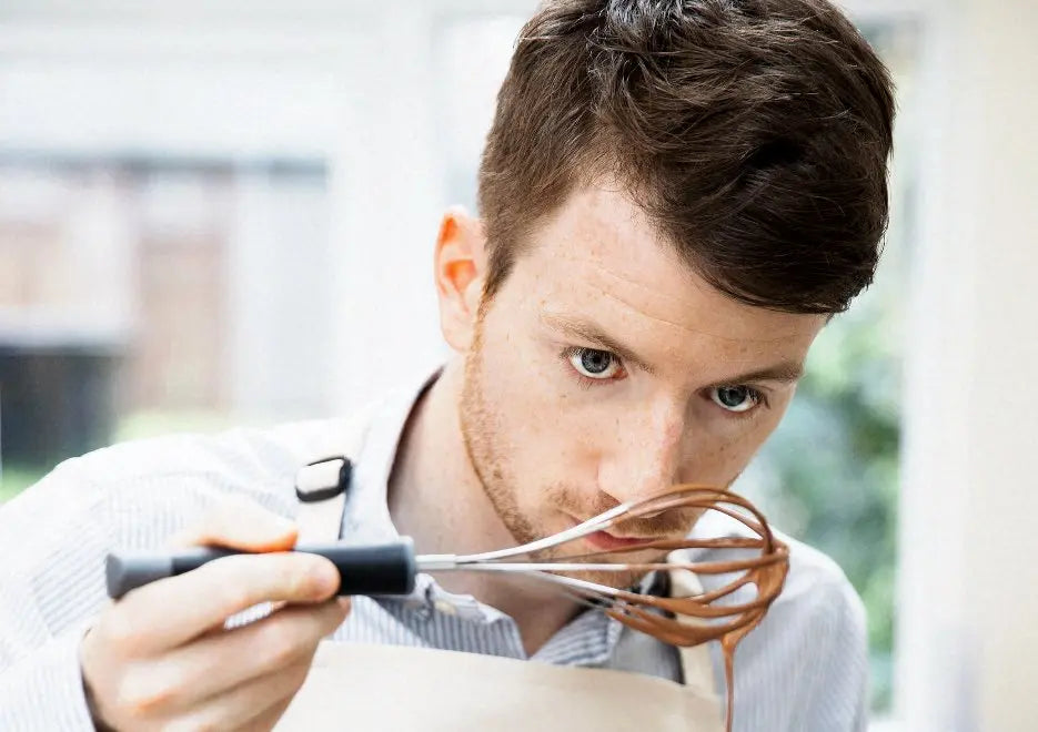James Cadbury pitching Love Cocoa on Dragons' Den